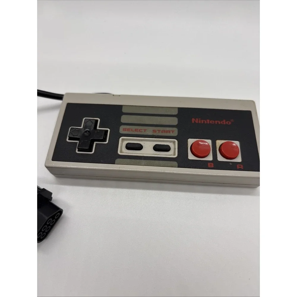 Nintendo NES System Game Controller Original Authentic OEM NES-004 TESTED‎ C8